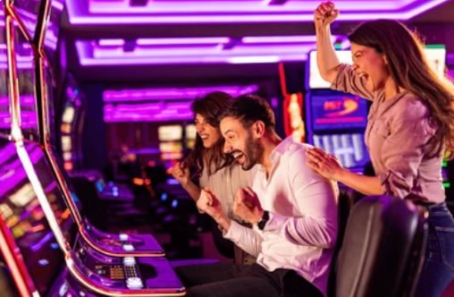 Filipino player enjoying ph 4 sports and casino entertainment on mobile